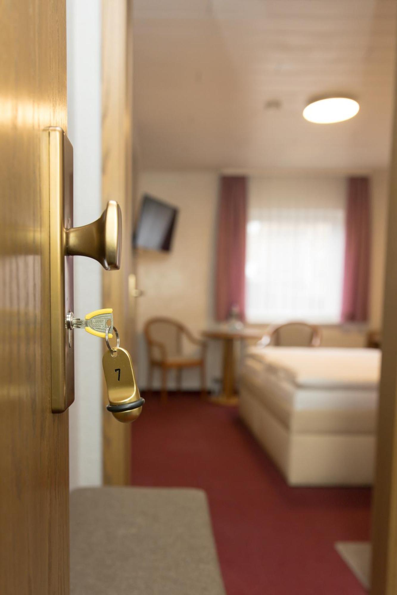 Pension Der Kleine Nachbar Gotha Buitenkant foto